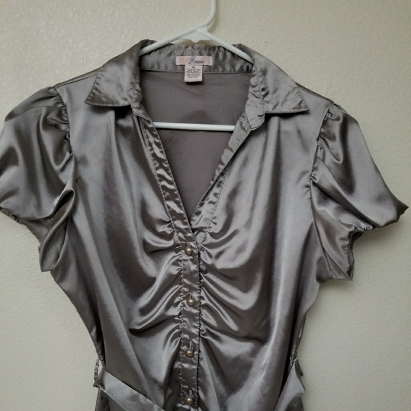 Top - Picture 3 of 3